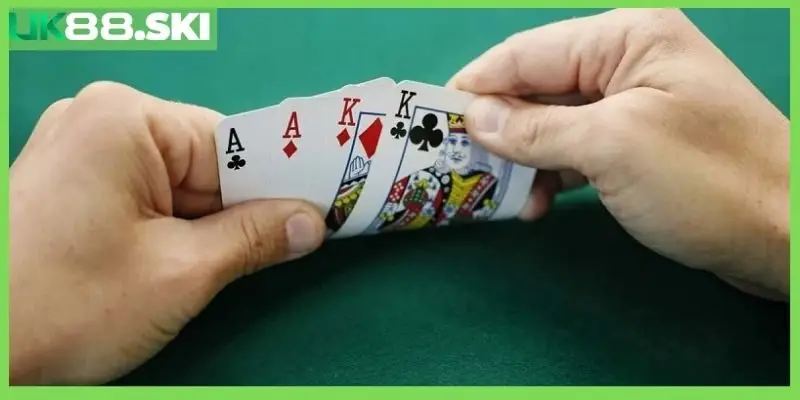 Chia sẻ các mẹo chơi Omaha Poker rinh thưởng hiệu quả nhất